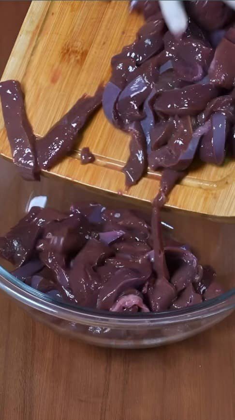 Preparación de hígado de pollo
