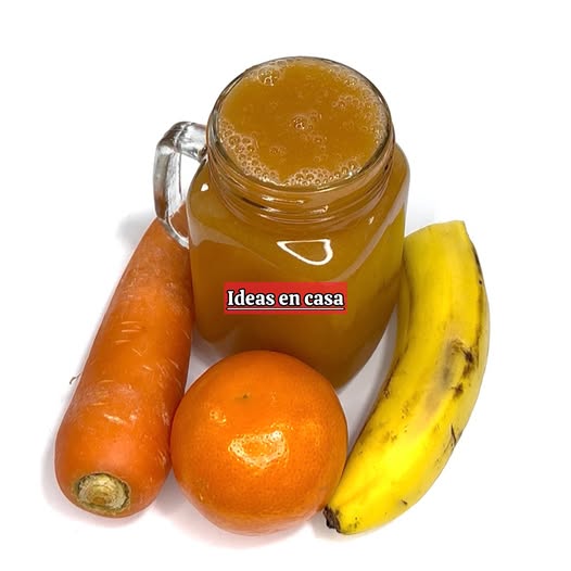 Batido saludable de zanahoria, naranja y plátano