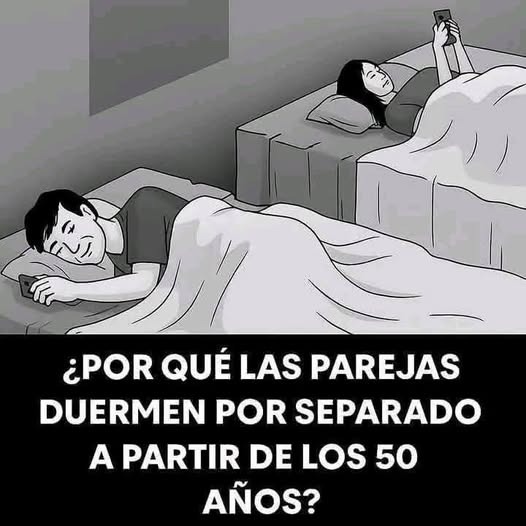 Pareja durmiendo por separado