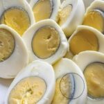 ¿Por qué tus huevos duros tienen un anillo verde alrededor de la yema?