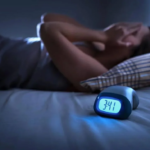 Despertarse a las 3 o 4 de la Madrugada: Causas Comunes y Qué Puedes Hacer para Dormir Mejor