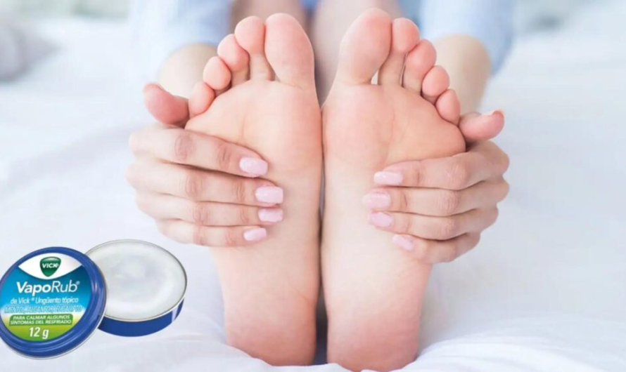 VapoRub en los pies antes de dormir: qué puede ayudar, qué es mito y cómo usarlo con seguridad