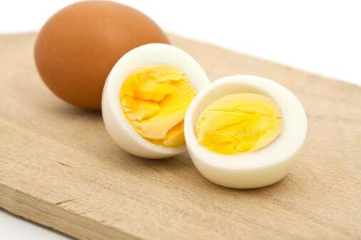 Huevos y salud visual: nutrientes que pueden apoyar tus ojos sin promesas milagrosas